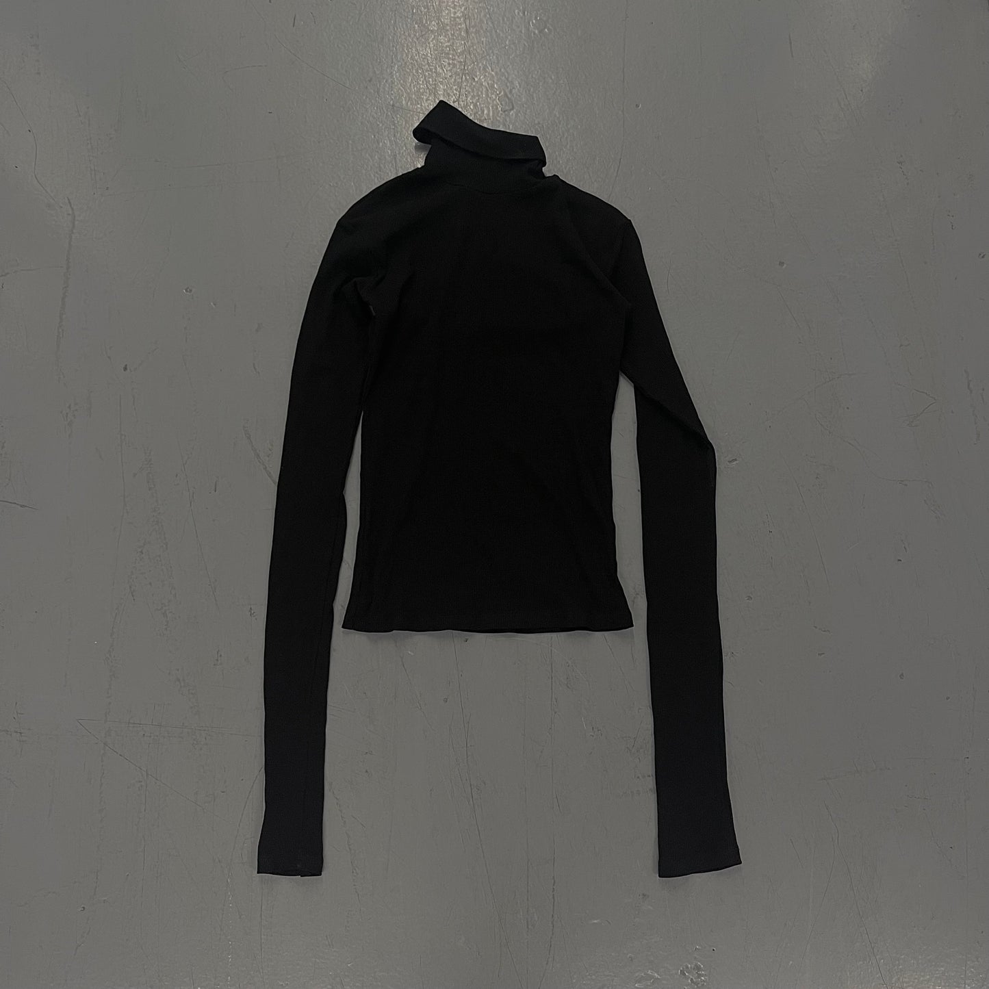 Asymmetrical Turtleneck Longsleeve (Black)