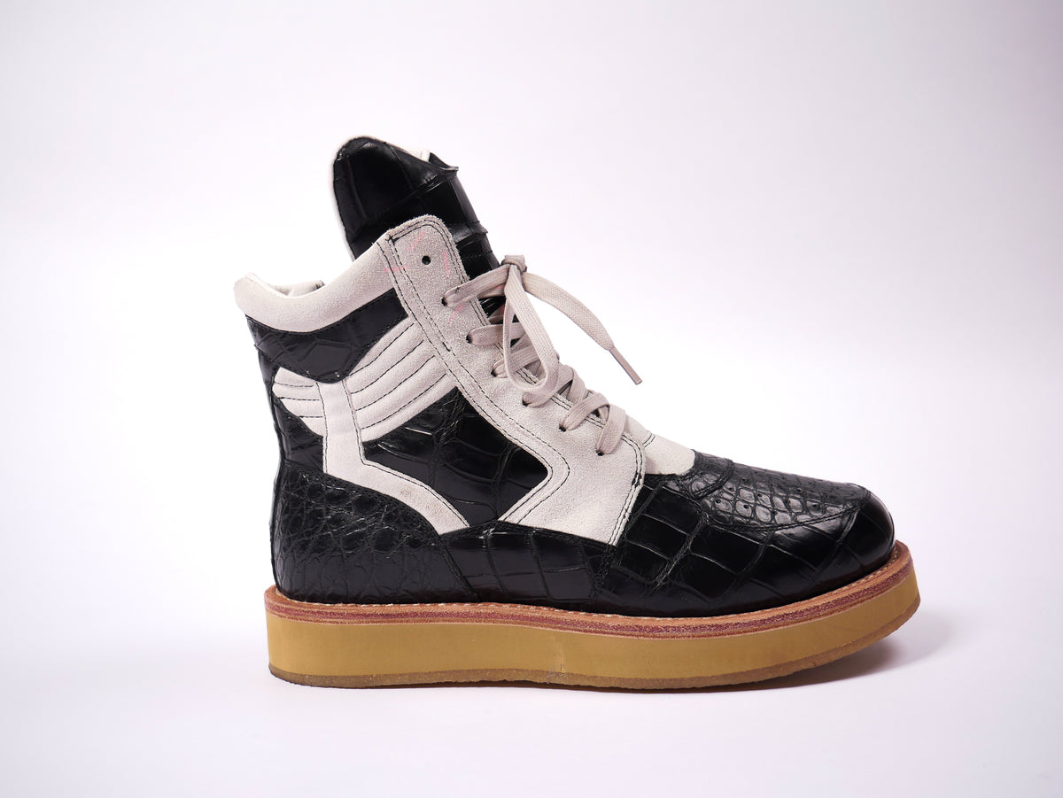 [SPECIAL ORDER ONLY] Laced Enoch Boots [CROCODILE LEATHER AND SUEDE WAXED CREAM]
