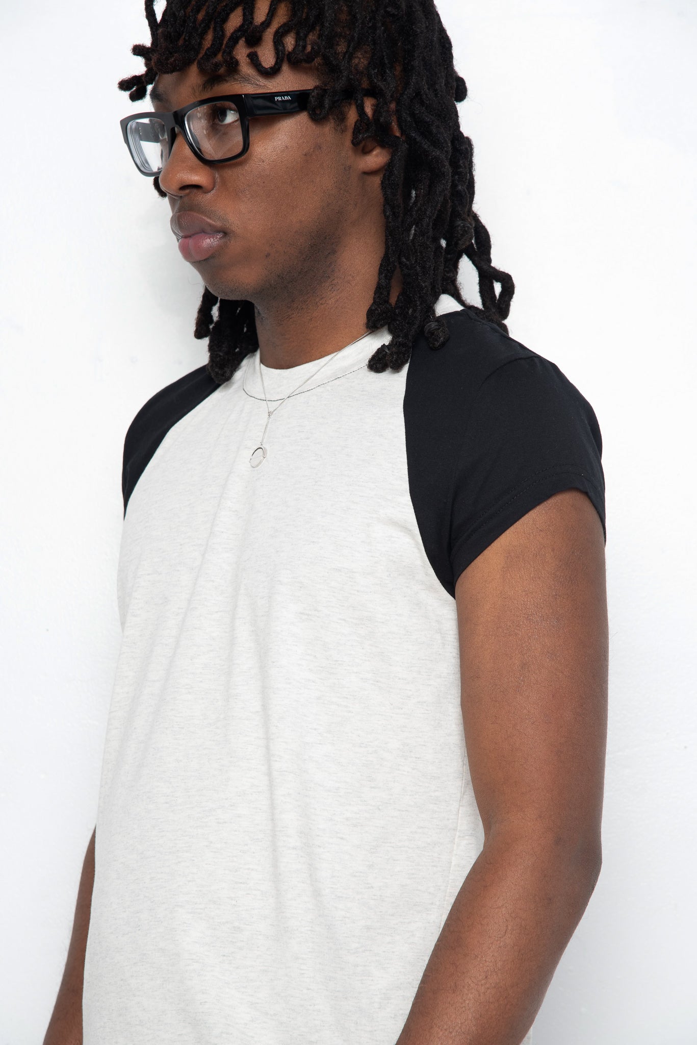 Flighter Raglan T-Shirt [HEATHER GREY AND BLACK]